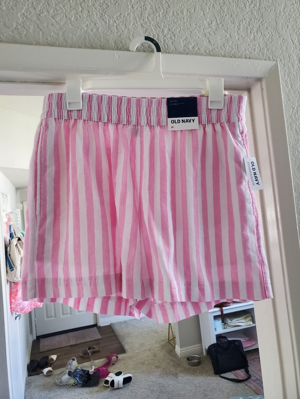 Old Navy Pink and White Vertical Stripe Linen Blens high waist shorts size M NWT